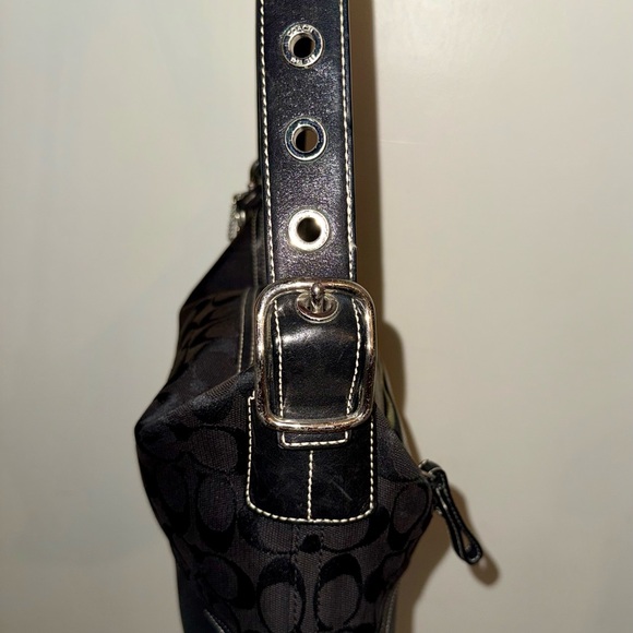 Coach Black and Gray Signature Shoulder Bag - Picture 4 of 6